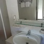 Metropols Alojamento de Acomodação e Pequeno-almoço 3*
