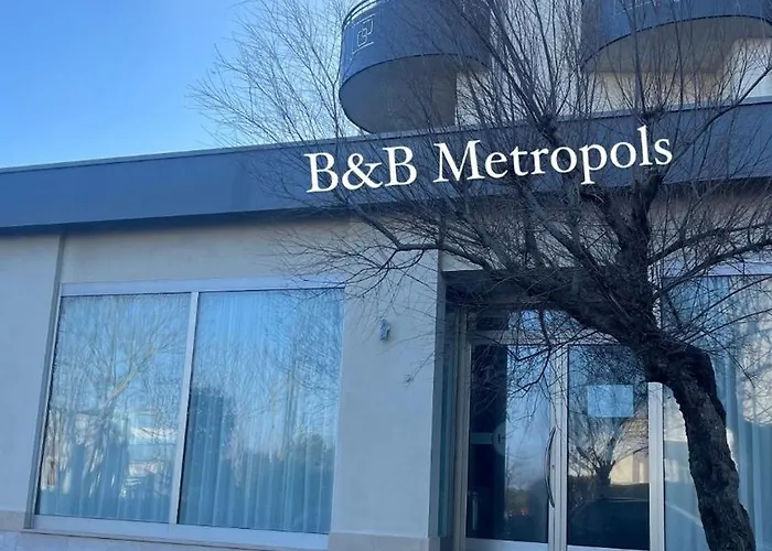 Metropols Bed & Breakfast 3*